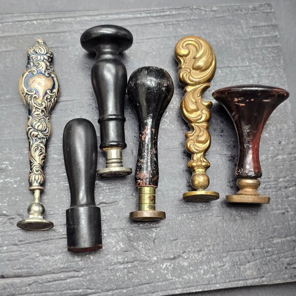 Set Of 6 Antique Wax Seal Stamp Seals Various Handles & Monograms HS286 - Picture 5 of 11